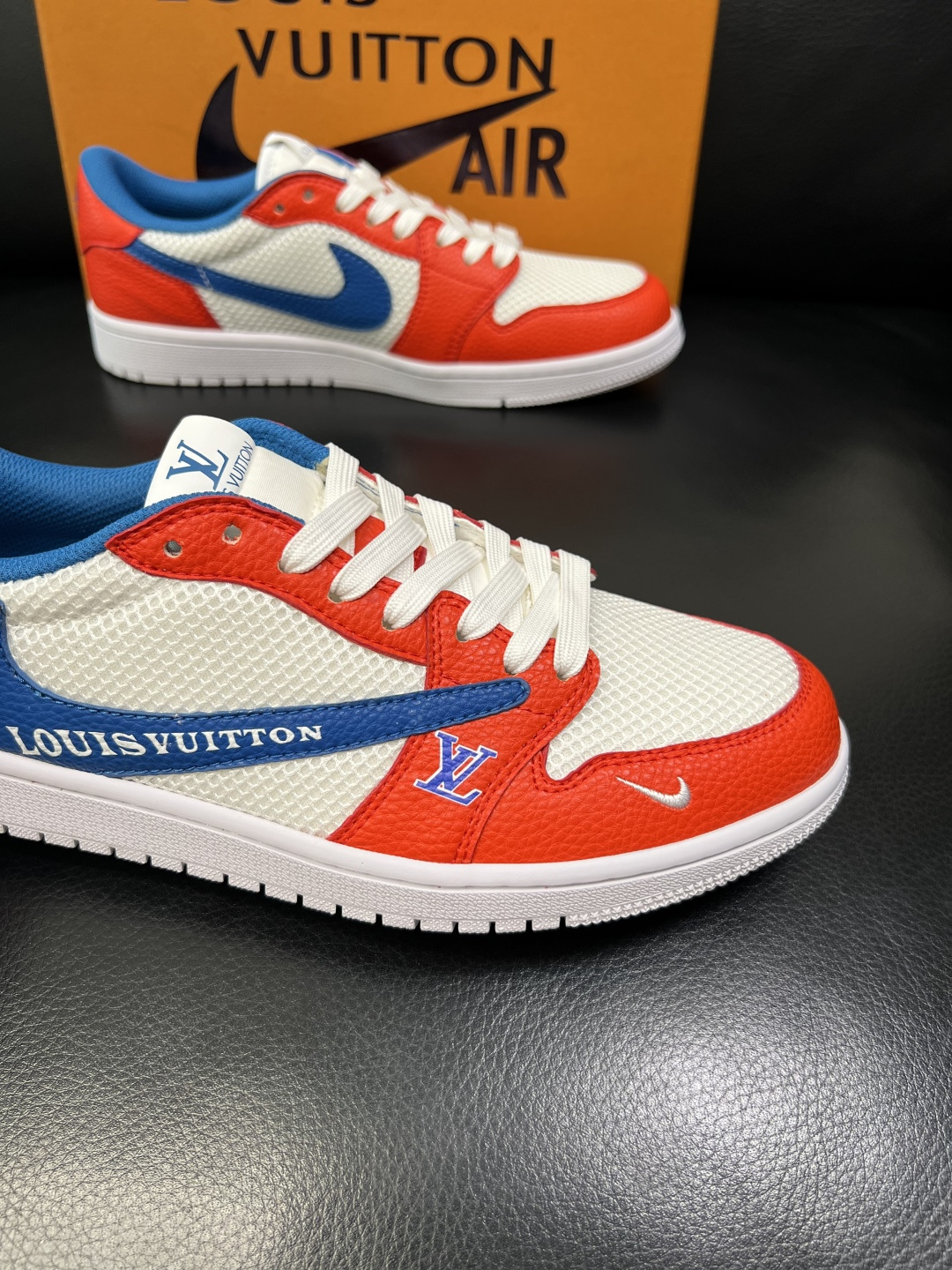 LV